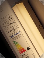 [Fluorescent light and energy label]